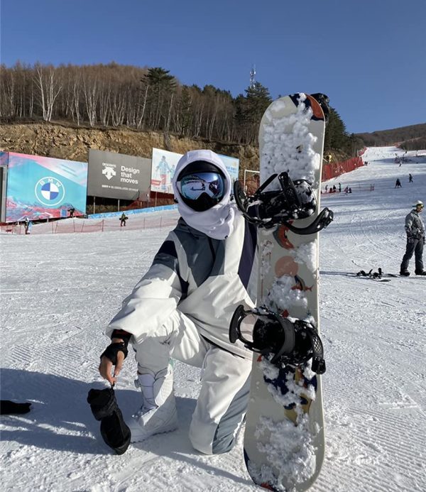 Women Snowboarding Suit Waterproof Windproof Ski Jacket Pants Set Two Piece Snowsuits Ski Suit for Winter Sports