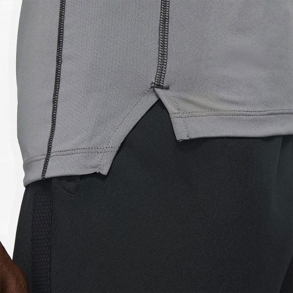 Pro Dri-Fit Men's Slim Fit Sleeveless Top